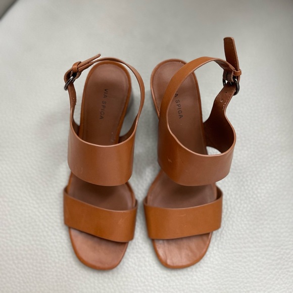 Via Spiga Libby Block-Heel Sandals tan leather sandal - Picture 3 of 5